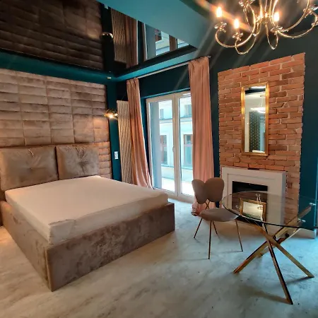 Piotrkowska.eu Romantica Апартаменты *