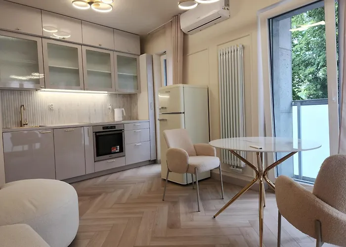 Piotrkowska.eu Romantica Apartamento *